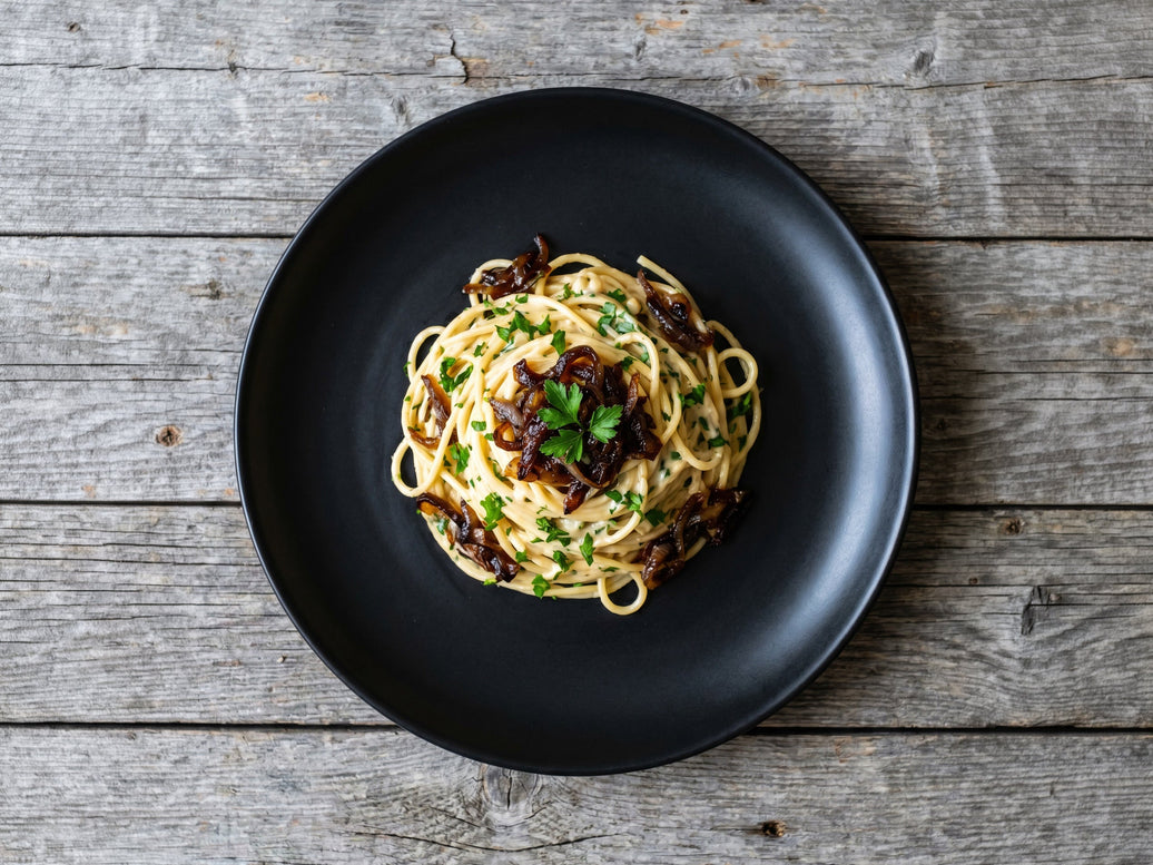 Karamelize Soğanlı Labneli Garam Spaghetti